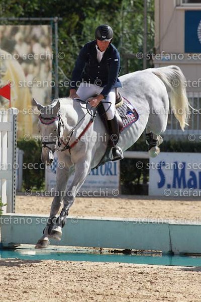 MEDINI_BLU PICASSO_GIO CAV 2011_(0482) SS3_2259.jpg